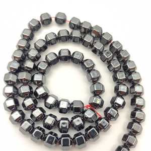 Cuentas Redondas Irregulares <span class=keywords><strong>de</strong></span> Calcita Negra y Cuprita <span class=keywords><strong>de</strong></span> Piedra Natural ZX, Cuentas Sueltas para Accesorios <span class=keywords><strong>de</strong></span> Placa <span class=keywords><strong>de</strong></span> Partición, Venta al por Mayor - Product Image 1