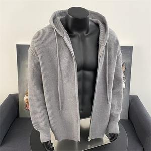 Gilet en tricot à capuche ample de style américain, simple, long, épais, à la mode, couleur unie - Product Image 1