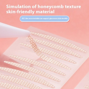 GECOMO Ruban <span class=keywords><strong>à</strong></span> double paupière réaliste invisible pour femmes, longue durée, yeux gonflés naturels, maquillage spécial pour une double beauté intérieure - Product Image 3