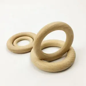 BPA Free 54ミリメートルBaby Wooden Teether Ring、Nature Beechwood Baby Teething Wood Toy