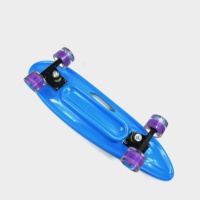 Skateboard Cruiser Dragon à double concave en plastique de 26*7 pouces, conçu sur mesure, avec plateau en aluminium et quatre roues LED clignotantes, écologique