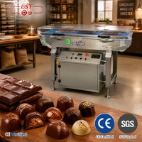 LST Schokoladenform-Vibrator Multifunktionale Schokoladenherstellungsmaschine Automatische Schokoladenproduktionslinie zum Verkauf