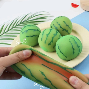 Pelota Antiestrés de Sandía de Simulación de Fruta de Rebote Lento, Juguete de Compresión para Niños de 5 a 7 Años, ¡Venta Caliente! - Product Image 4