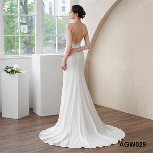Abito da Sposa Elegante e Sensuale Stile Dubai, Vestito a Sirena di Lusso con Mantella in Pizzo Staccabile, Abito da Cerimonia - Product Image 5