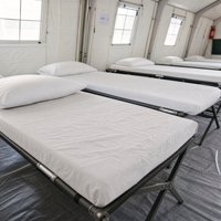 Draps de lit désinfectés en coton pur blanchi, recyclés, pour tables d'examen médical en clinique, vente en gros à prix abordable