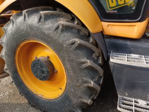 Chargeur de pelleteuse diesel haute performance JCB 3CX Original utilisé 4 tonnes évalué excellente condition de travail moteur/moteur à 4 roues - Product Image 3