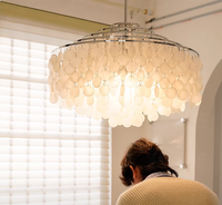 Nanchi lustre en coquille de cristal fait à la main éclairage artisanal en métal de luxe pour hall d'hôtel et décor à la maison haut de gamme