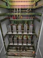 Armoire de compensation de puissance réactive basse tension GGJ, condensateur APFC, appareillage de correction du facteur de puissance pour postes de transformation et usines