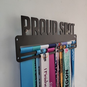 Support mural personnalisé en métal pour médailles sportives – Vente en gros - Product Image 3