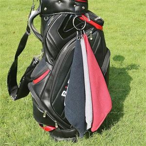 Serviettes de golf en microfibre unies personnalisées avec logo – Écologiques, antimicrobiennes, séchage rapide, avec sac de rangement en maille pour le sport - Product Image 4