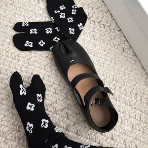 Zapatos Planos de Mujer de Alta Calidad, de Piel Vacuna, con Punta Dividida, Correa con Hebilla, Estilo Ballet, Suela Suave, Antifatiga, de Cuero Genuino, Casuales - Product Image 2