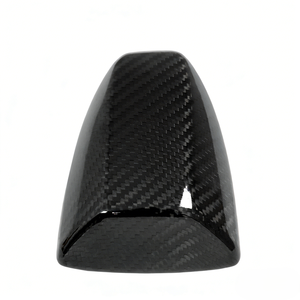 Cubierta de Antena de Fibra de Carbono Seca con Diseño de Aleta de Tiburón para Nissan GT-R R35 2008-2016 - Product Image 1