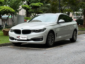 <span class=keywords><strong>BMW</strong></span> Serie 3 2017 320i Edizione Fashion, Berlina Sportiva Usata con Tetto Panoramico, Veicolo per Pendolarismo Quotidiano e Viaggi Familiari - Product Image 1