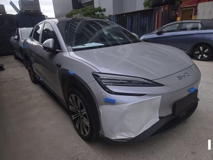 BYD Sealion 7 SUV Eléctrico Blanco con Volante a la Derecha (RHD) Vehículo de Nueva Energía Crossover Modelo de Alto Rendimiento con Tracción Total (AWD) - Product Image 2