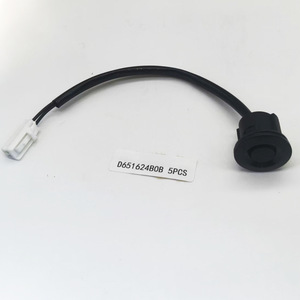 Interruptor de Bloqueo de Puerta Trasera Mazda D651624B0B, Mecanismo de Liberación de Maletero de Plástico - Product Image 5