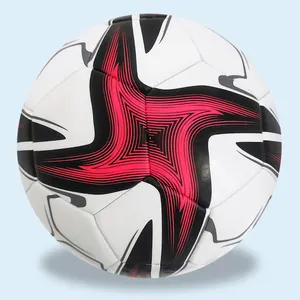 Balón de fútbol de alta calidad con logotipo personalizado, tamaño oficial 5, máquina de fútbol cosida, cuero de PVC, entretenimiento de entrenamiento, edad para niños