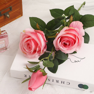 Rose artificielle en soie de style européen, à 3 têtes, à tige unique, pour décoration de mariage et ornement d'intérieur, haute simulation - Product Image 4