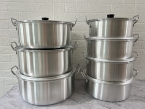 Ensemble de 7 casseroles en <span class=keywords><strong>aluminium</strong></span> de 28 à <span class=keywords><strong>40</strong></span> <span class=keywords><strong>cm</strong></span> de profondeur avec couvercles et poignées en alliage pour cuisinière à gaz, compatibles lave-vaisselle - Product Image 1