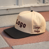 Gorra de Béisbol de Sarga de Algodón Bicolor con Visera Negra y Parte Inferior Roja, Gorra Snapback Bordada con Logotipo Personalizado para Equipo Deportivo