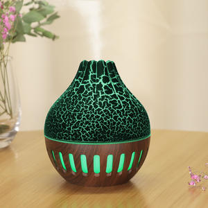 Diffuseur d'arômes YX-019 Série Crack 130ML, mini humidificateur USB pour la maison et le bureau, avec design craquelé et motif microporeux - Product Image 2