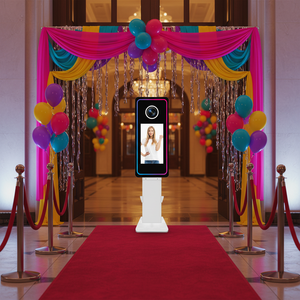 Miroir Magique Vertical sur Pied pour Cabine Photo – Idéal pour Fêtes, Mariages et Événements - Product Image 1