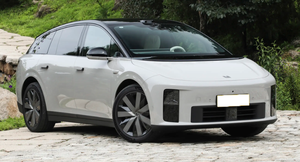 Li <span class=keywords><strong>Auto</strong></span> LIXIANG I6 2026 4x4 2x4 Édition Standard SUV Familial Nouvelle Énergie Purement Électrique Longue Autonomie Grand <span class=keywords><strong>Espace</strong></span> de Rangement - Product Image 2