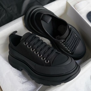 Chaussures de marche d'extérieur rehaussantes à semelle épaisse, design classique et tendance, en toile personnalisée, style sport décontracté, pour hommes et femmes - Product Image 2