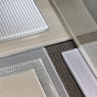 Verre trempé de sécurité personnalisé avec intercouche en tissu PVB/EVA, en maille métallique décorative, pour cloisons intérieures d'hôtels
