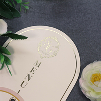 Folletos DE BODA DE MARFIL personalizados, tarjetas de menú de pastel de cena de boda con texto de lámina dorada para ceremonia de boda y decoración de mesa de recepción