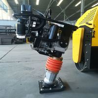 Machine à compacter pneumatique à essence QIC, modèle RM80, compacteur industriel personnalisé avec moteur