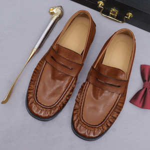 Mocasines retro de cuero para hombre, estilo nostálgico, sin cordones, de tacón bajo, de cuero vaquero lavado, ligeros. - Product Image 3