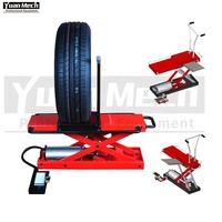 Ascenseur d'équilibreur de pneu automobile avec équipement d'alignement de roue de commande de pédale