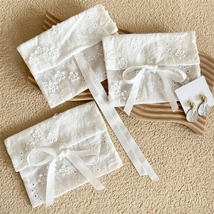 Custom <b>White</b> Cotton <b>Envelope</b> Bag for Women Simple Floral Lace Flap Cover Pouch with Embroidery Flower Pattern for Jewelry Party - Product Image 6
