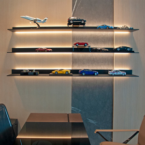 Étagères murales modernes en métal robuste avec éclairage LED pour présentoir à whisky, salon de manucure, salon, décoration de salon, étagères murales pour livres - Product Image 2