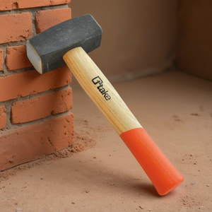 Maillet de maçon Ttake 5080 avec manche en bois et poignée en caoutchouc pour travaux de maçonnerie - Product Image 3