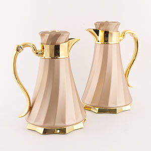 กระติกน้ำชาแบบสุญญากาศพลาสติกเก็บความร้อน รุ่นเมย์ฟลาวเวอร์ สีชมพู พร้อมแก้วด้านในแบบเติมได้ สไตล์อาหรับ - Product Image 2