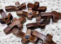 Porte-clés en bois en forme de croix, artisanat créatif en noyer, durable, anti-stress, cadeau de Noël, souvenir chrétien, prière, vente chaude