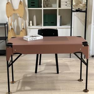 Bureau d'écriture moderne de luxe en acier inoxydable, table de bureau rouge avec rangement - Product Image 3