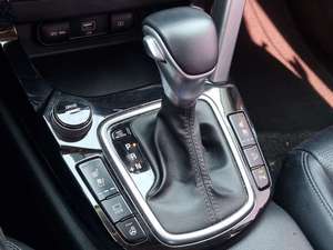 รถยนต์มือสองเกาหลี ปี 2021 สีขาว ยี่ห้อ Seltos เกียร์ออโต้ เครื่องยนต์ดีเซล SUV ฝากระโปรงท้ายเปิดอัตโนมัติ กุญแจอัจฉริยะ ระบบนำทาง กล้องมองหลัง ระบบไล่ฝ้าอัตโนมัติ - Product Image 3