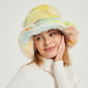 Chapeaux de pêcheur en fausse fourrure pour femmes, imprimé léopard, multicolores, duveteux, chauds, chapeaux en fourrure de renard tendance pour l'hiver. - Product Image 4
