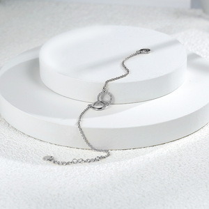 Pulsera de Doble Aro Redondo con Circonitas para Mujer, Bañada en Oro de 18K, Brazalete Minimalista Geométrico, Joyería al por Mayor, Accesorio de Moda - Product Image 4