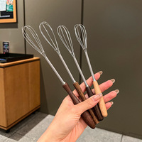 Pengocok Telur Manual Mini Stainless Steel dengan Gagang Kayu, Mixer Tangan untuk Mengaduk Busa Kopi Susu, Mendukung Grosir dan Kustom
