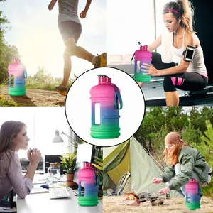 Popular botella de agua de entrenamiento de 64OZ sin BPA China barata a granel al por mayor jarra de agua botella deportiva reutilizable sin BPA