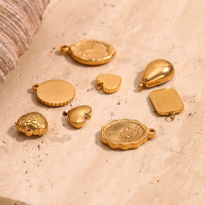 Подвеска-шарм QISEN из нержавеющей стали с позолотой 18K и перламутром, винтажный, в форме сердца, монеты, капли, для изготовления ювелирных изделий своими руками - Product Image 3