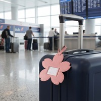 Étiquette de bagage en cuir PU personnalisée YinHui avec logo, motif fleur de cerisier, pour valise de voyage, étiquette d'identification, idéale pour cadeau promotionnel