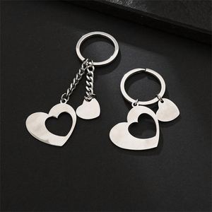 Colgante para Parejas 2026, Grabado Láser con Logotipo, Nombre, Foto, Personalizable, Llavero de Acero Inoxidable en Forma de Corazón - Product Image 1