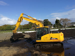 Nuovi escavatori prezzo <span class=keywords><strong>Shantui</strong></span> <span class=keywords><strong>SE130</strong></span> scavatori cingolati 13Ton piccolo escavatore di marca con terne secchio 0.55 m3 - Product Image 2