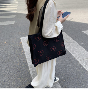 Eco Friendly semplice stile universitario Thursday studente portatile monospalla borsa di tela Shopping di grande capacità Wild Tote Bag - Product Image 5