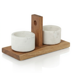 Ensemble artisanal de salières et poivrières en marbre avec base en bois – Outils durables pour herbes et épices, idéal pour la cuisine, accent de table élégant - Product Image 1