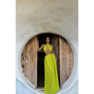 Robe de soirée formelle verte Anda taille XL, col rond, bretelles spaghetti, coupe trapèze, avec paillettes et plumes, longueur ras du sol - Product Image 1
